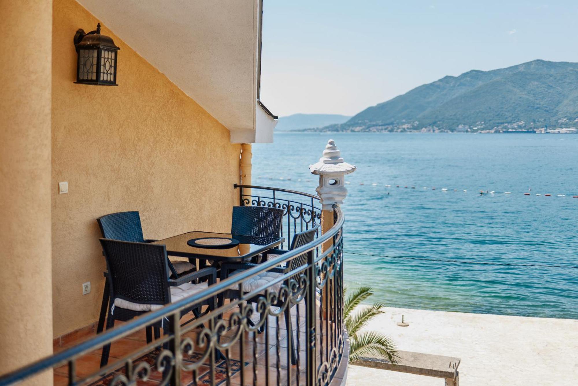 Apartment Villa Marija Tivat Exterior photo