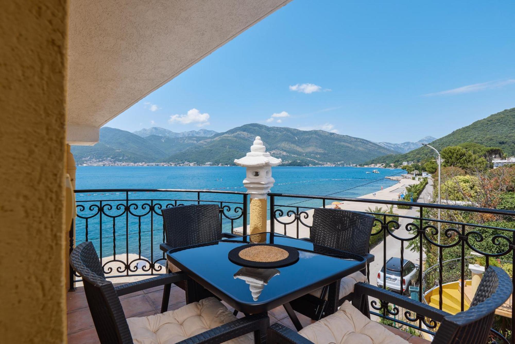 Apartment Villa Marija Tivat Exterior photo